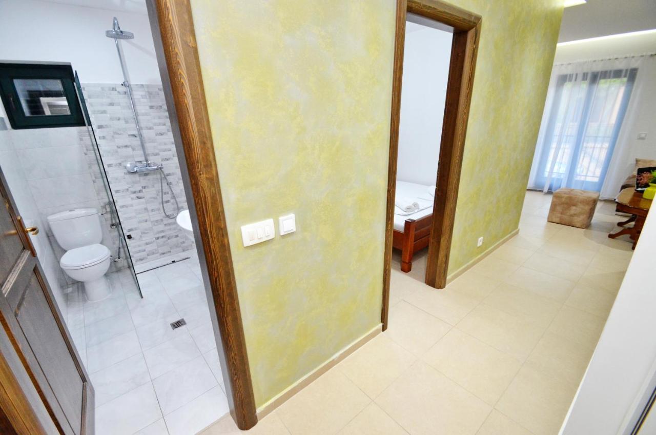 Apartments Lux S Tivat Eksteriør bilde