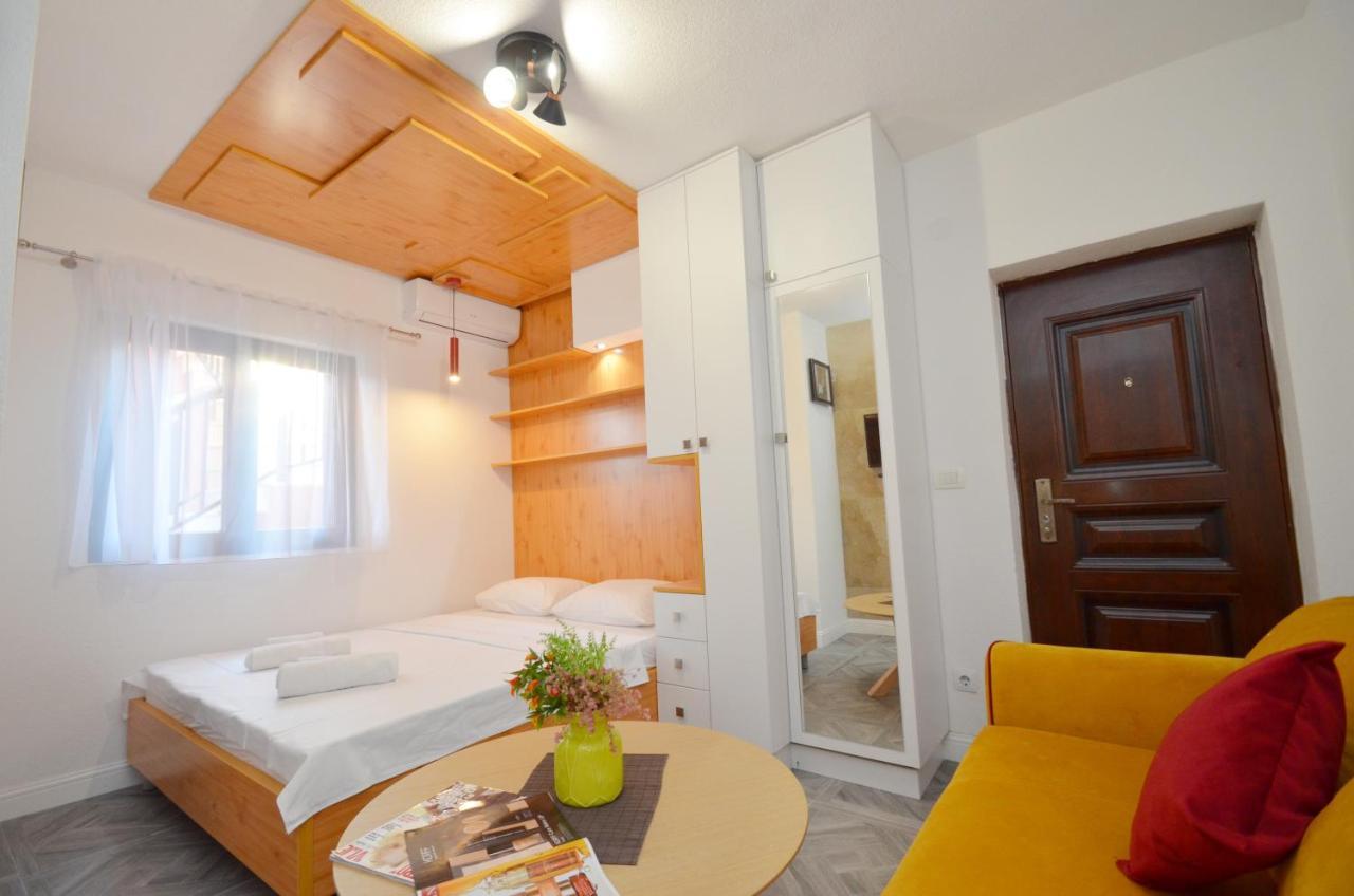 Apartments Lux S Tivat Eksteriør bilde
