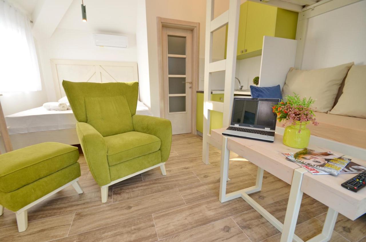 Apartments Lux S Tivat Eksteriør bilde